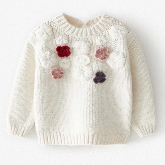 Zara Cozy Sweater - Picture 3 of 3